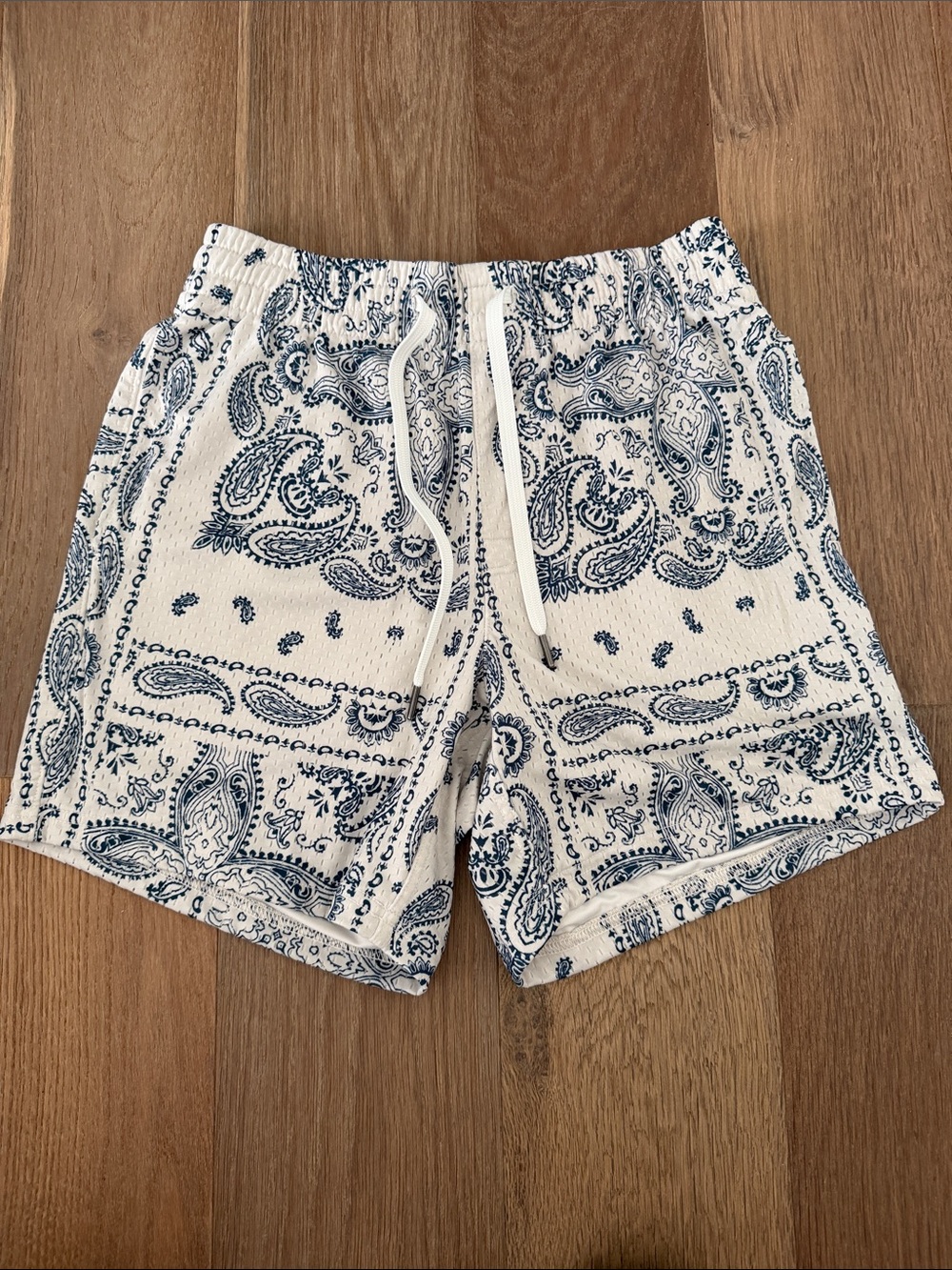 American Eagle Outfitters White & Navy Paisley Shorts